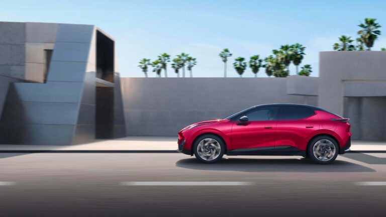 Lynk & Co Z20