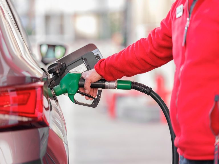 8 car fuel tank tips