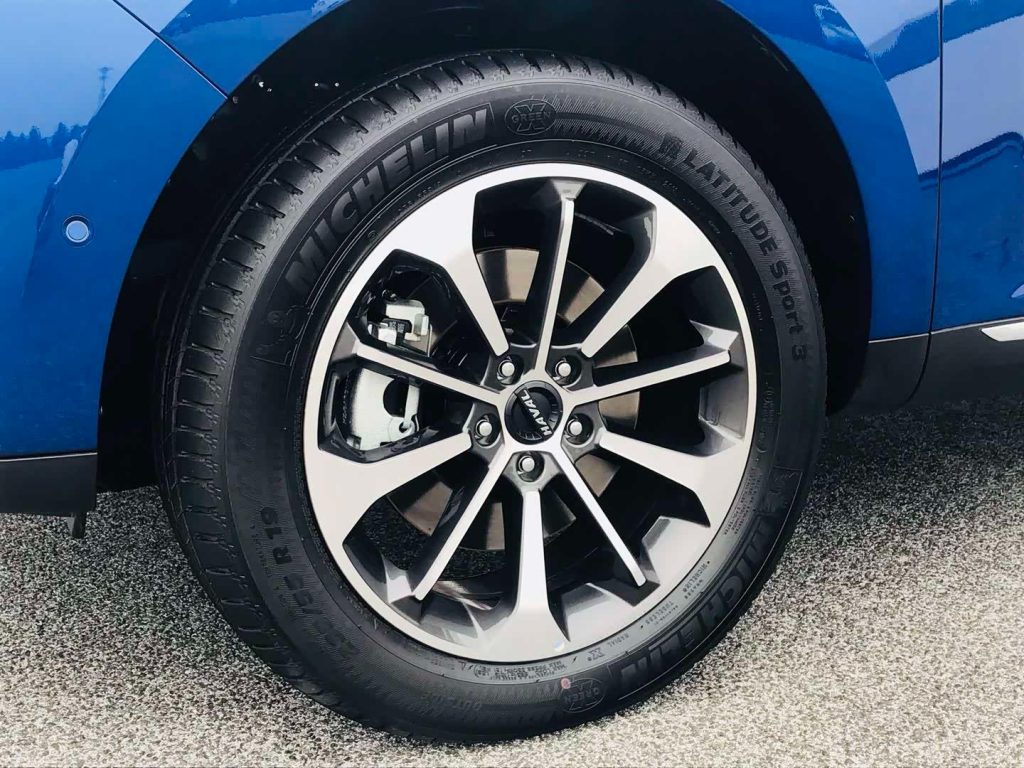 10-spoke wheels