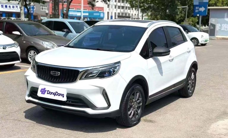 Geely Vision X3 PRO 2021 1.5 CVT Premium Edition