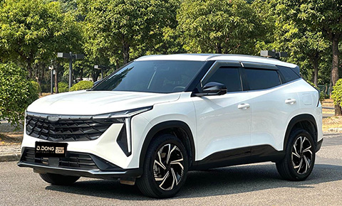 Geely Boyue COOL 2023 1.5TD AT Intelligent Premium Edition