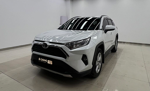Toyota RAV4 2021 2.0L CVT AWD Fashion Plus Edition