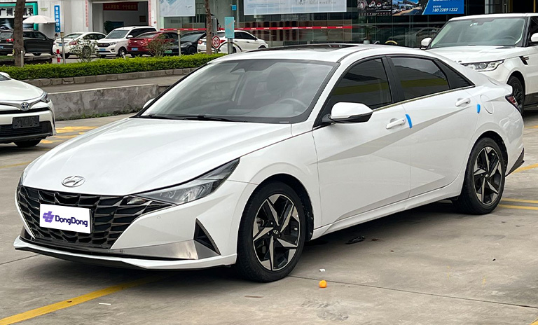 Hyundai Elantra 2022 Model 1.5L CVT LUX (Premium Edition)